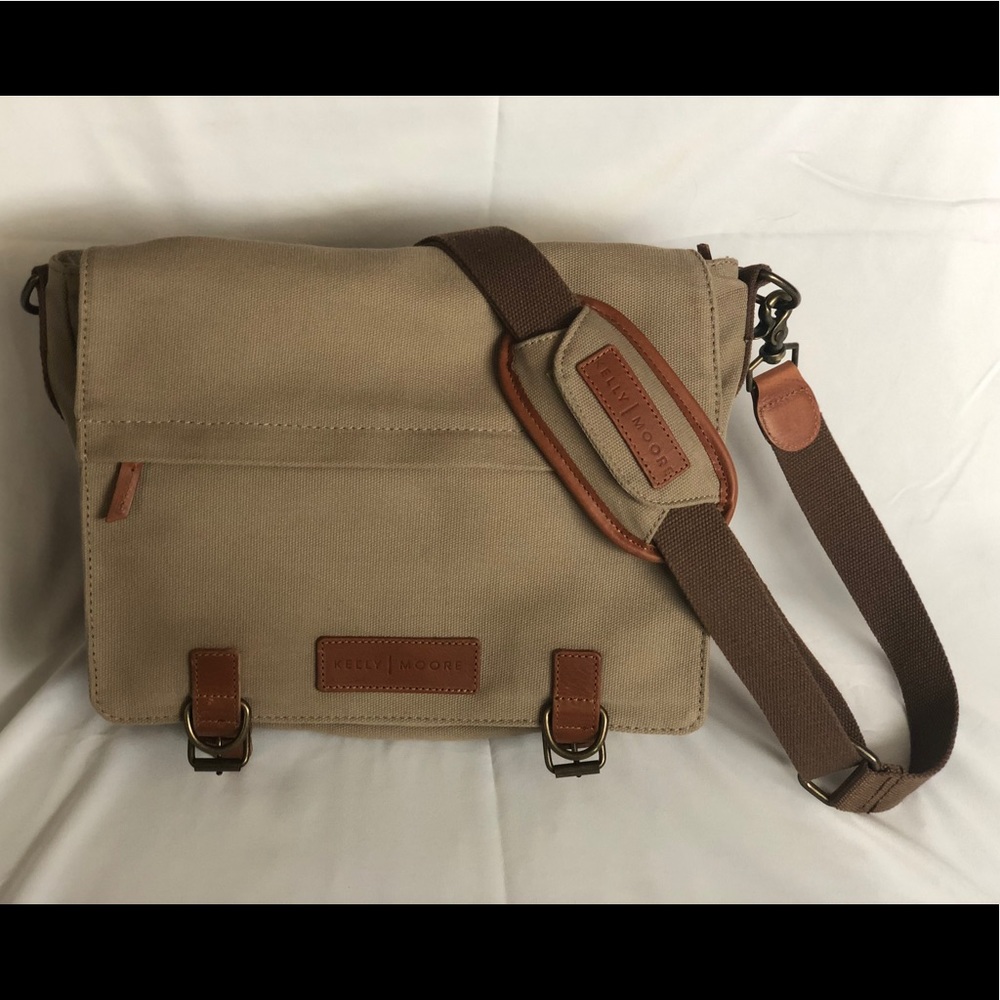 Kelly Moore - Kate 2.0 Messenger Bag